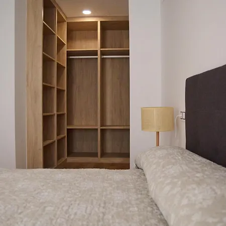 Apartment Casa Serret *